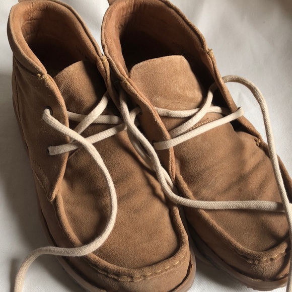 Born Men’s suede boot shoes? Gorgeous!! NWOT 9 1/2
